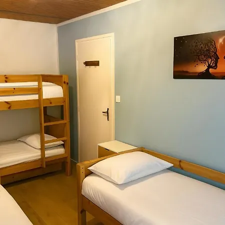 Bright For 6 People In