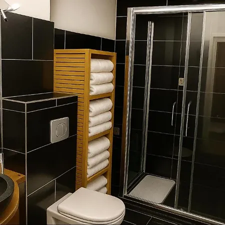 Bright For 6 People In Apartman *